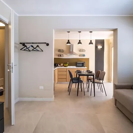 Fram Luxury - Via Leonardo Da Vinci Lecce